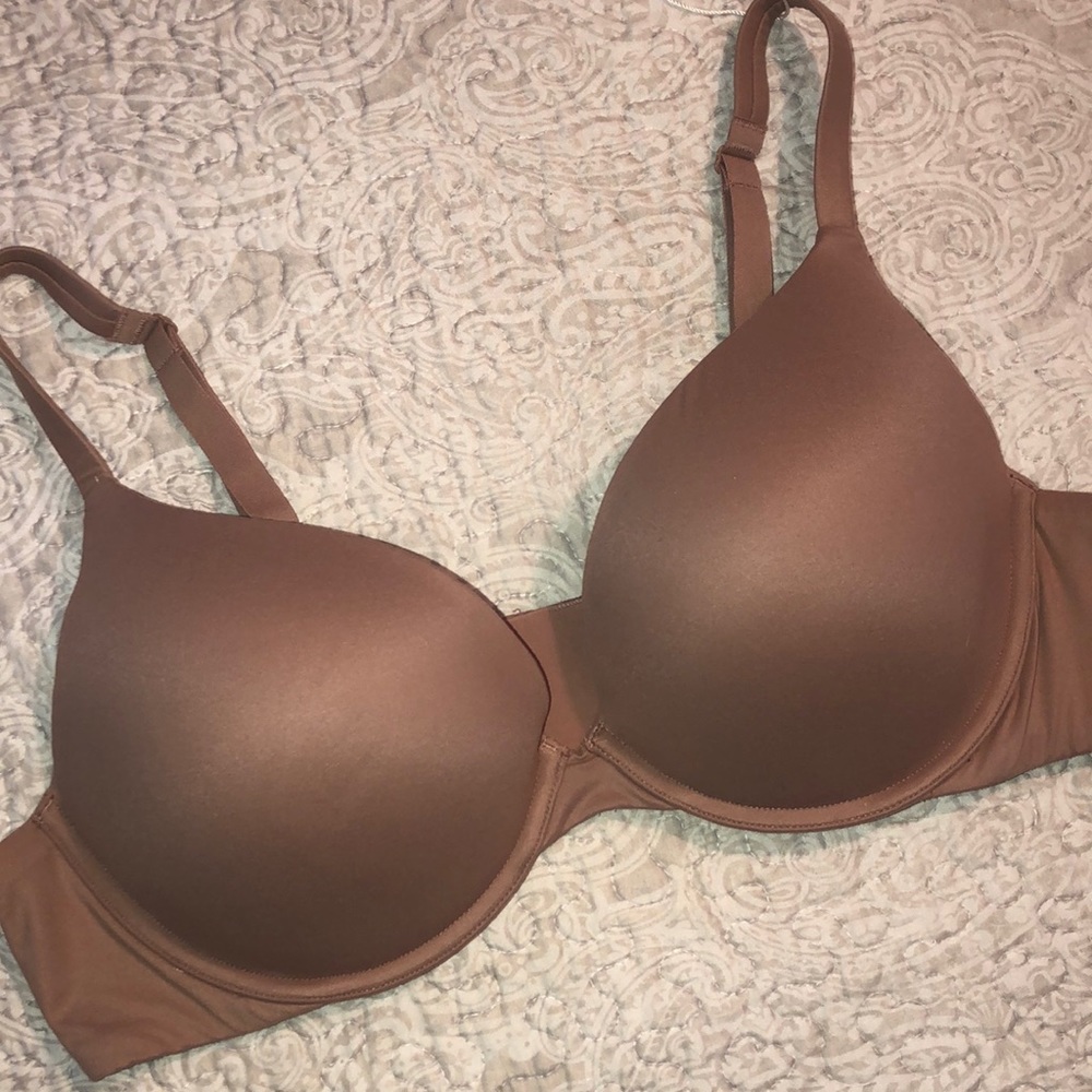 SKIMS Padded Push Up T Shirt Bra